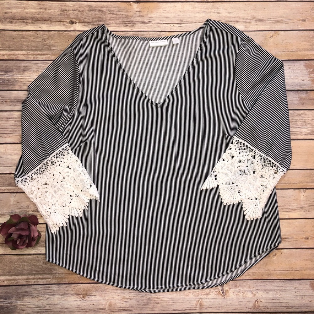 New York & Co Striped Lace Bell Sleeve Top XL